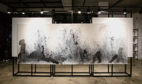 환영의 숲 122x333cm 아사천에 한지 비단 수묵 콜라주 2023